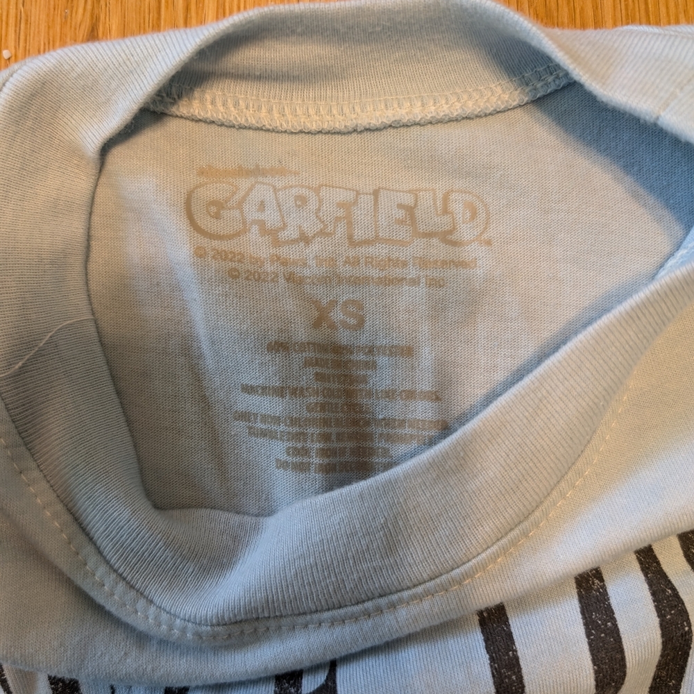 Garfield sleeveless shirt light blue size xs - Picture 3 of 3